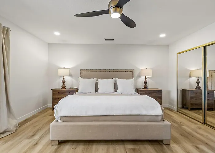 Serene Golfside Townhome Getaway Holiday home